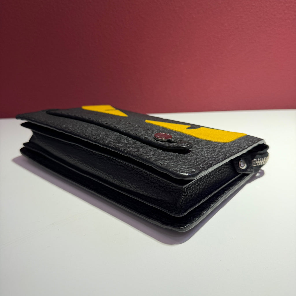 Fendi Black Clutch 23 Cm x 15 Cm x 3 Cm 7VA350X4KF0R2A