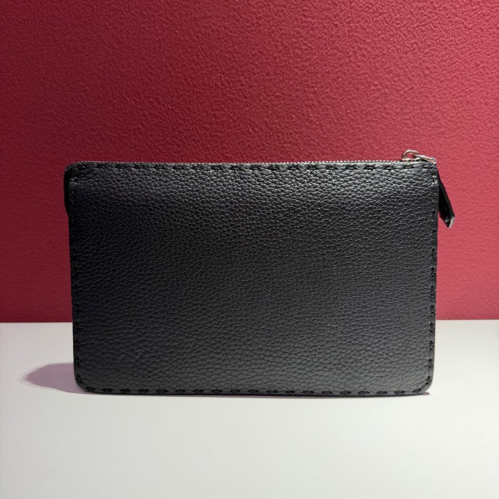 Fendi Black Clutch 23 Cm x 15 Cm x 3 Cm 7VA350X4KF0R2A