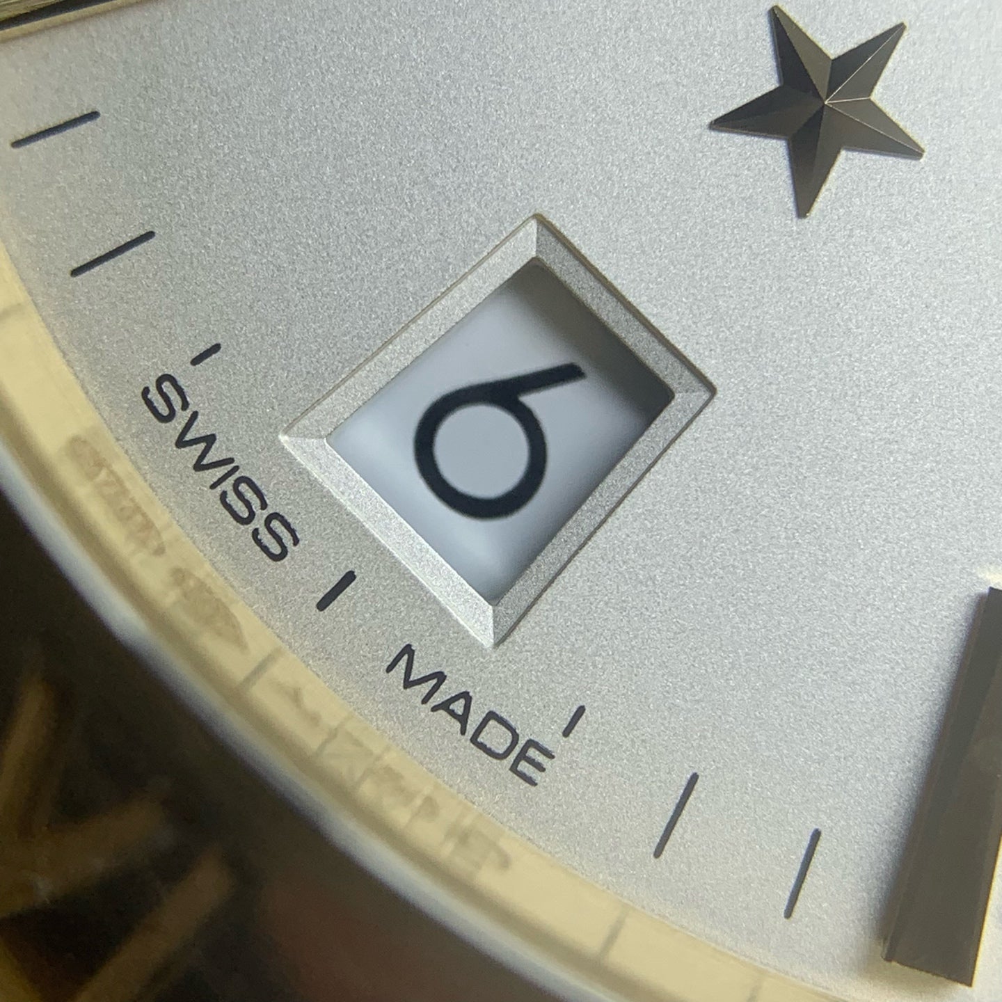 Omega constellation 36 millimeters 131.20.36.20.02.002