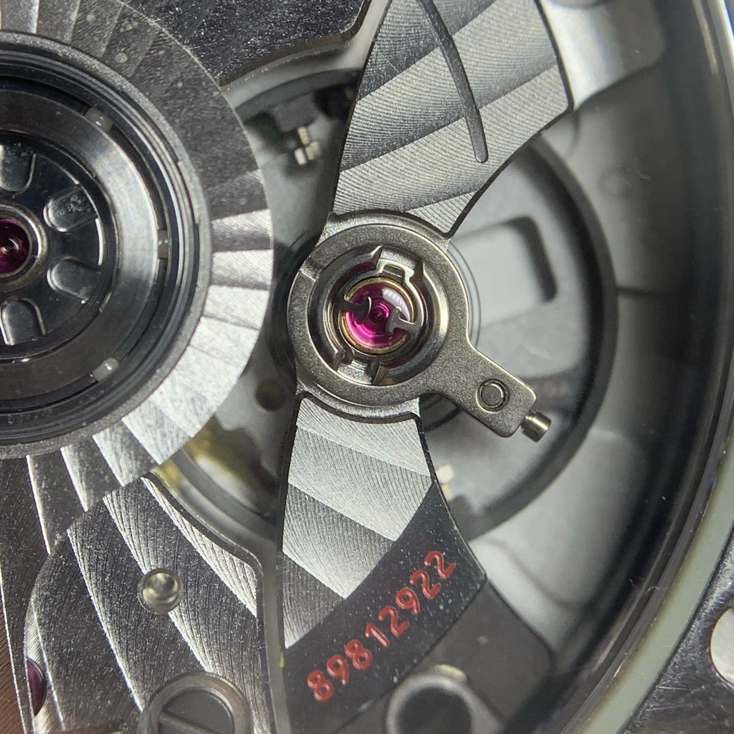 Omega constellation 36 millimeters 131.20.36.20.02.002