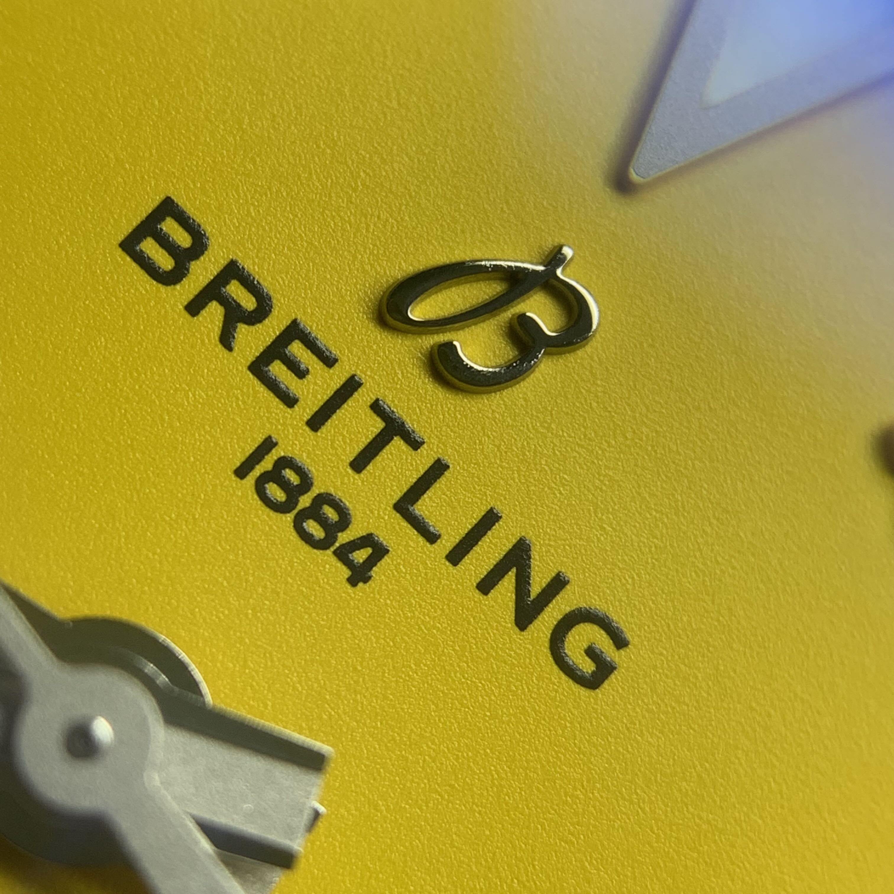 Breitling Avenger Automatic Mechanical Watch 42 42mm A173283A1I1X1