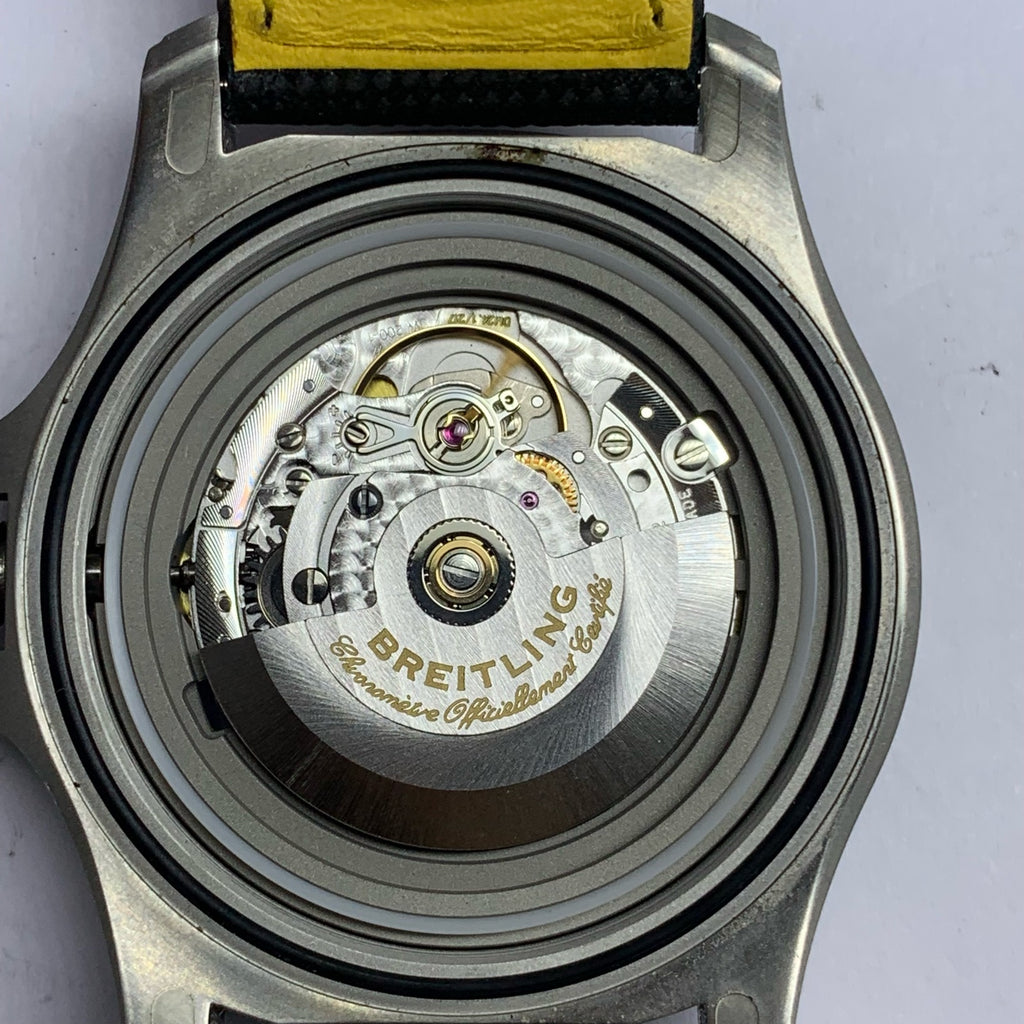Breitling Avenger Automatic Mechanical Watch 42 42mm A173283A1I1X1