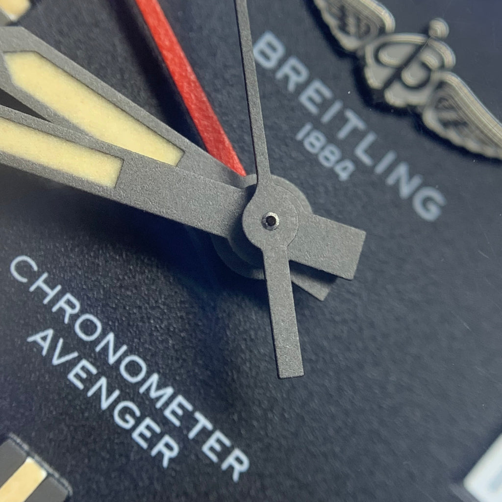 Breitling Avenger 45 millimeters V32395101B1X3