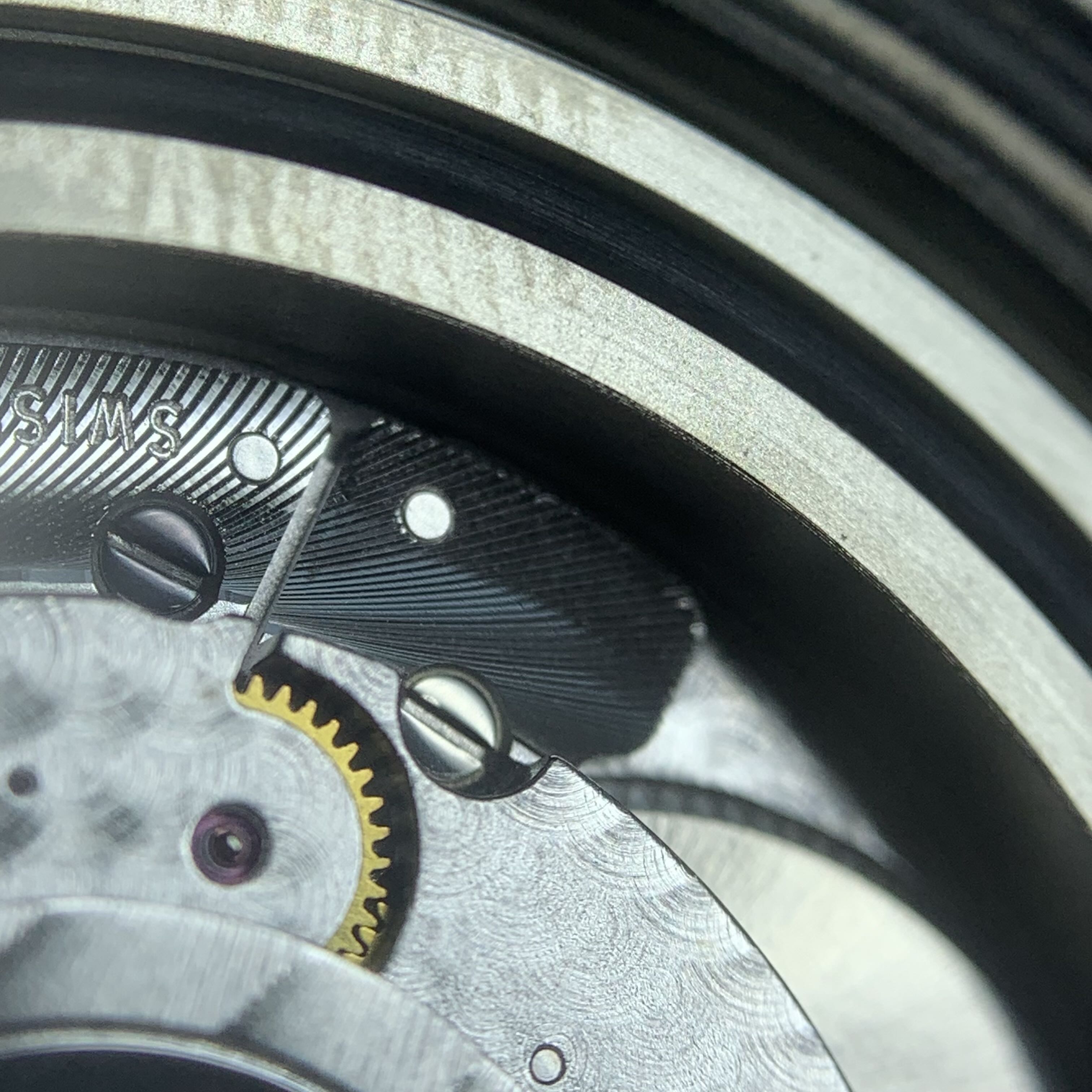 Breitling Avenger 45 millimeters V32395101B1X3