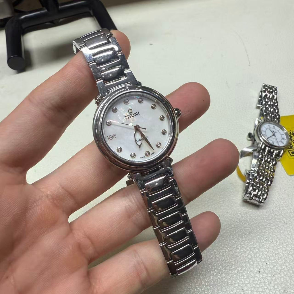 空白 Mechanical watch