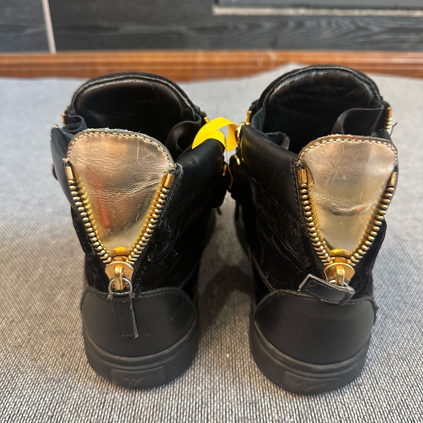 jz Black Skate shoes