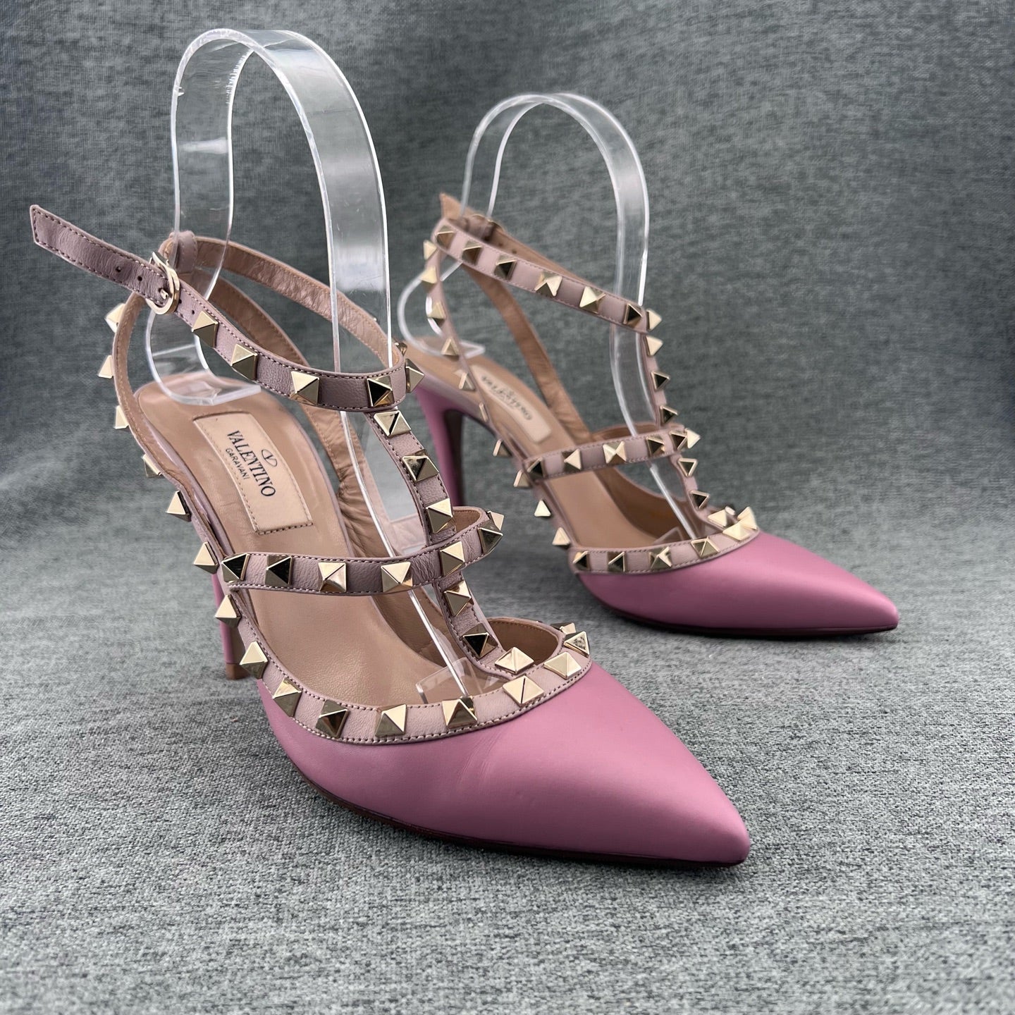 Valentino Pink