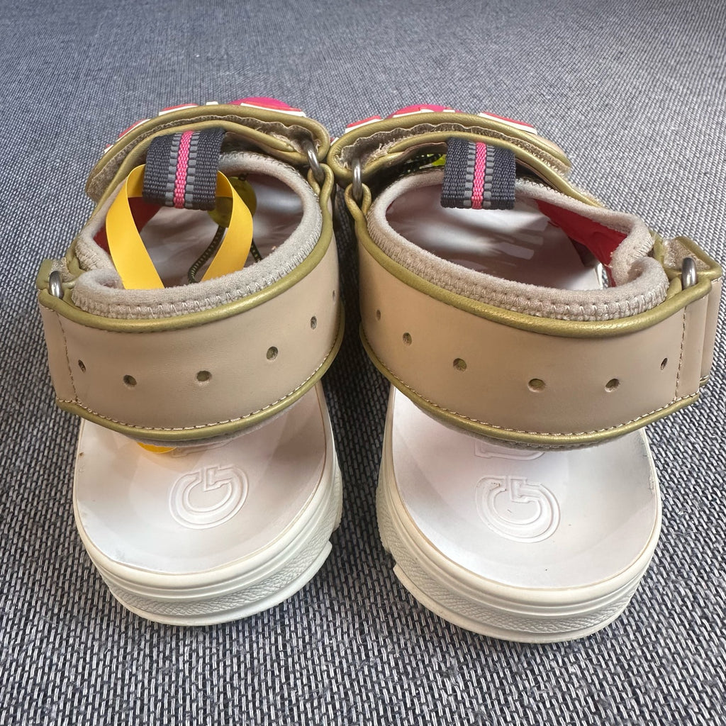 Gucci Beige