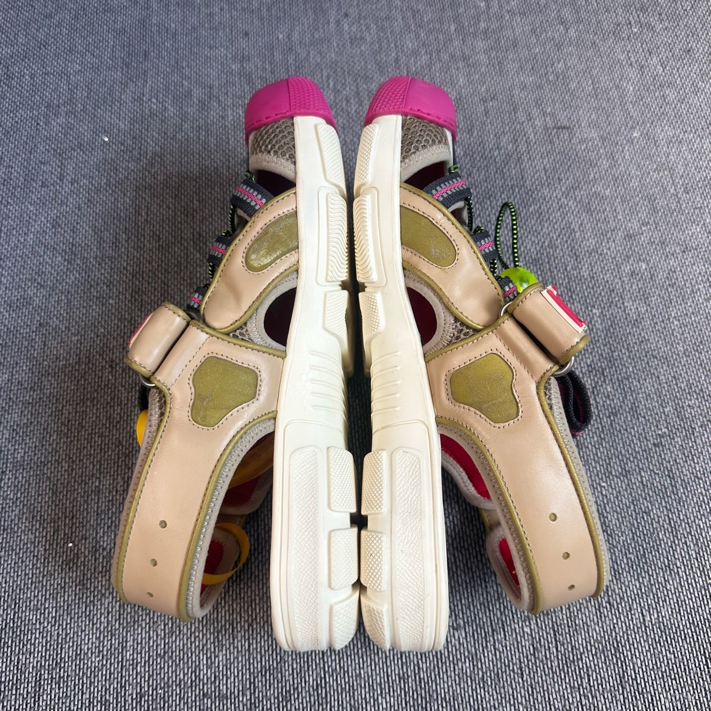 Gucci Beige