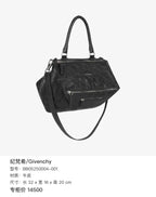 Givenchy Length 32 x Width 16 x Height 20 cm BB05250004-001