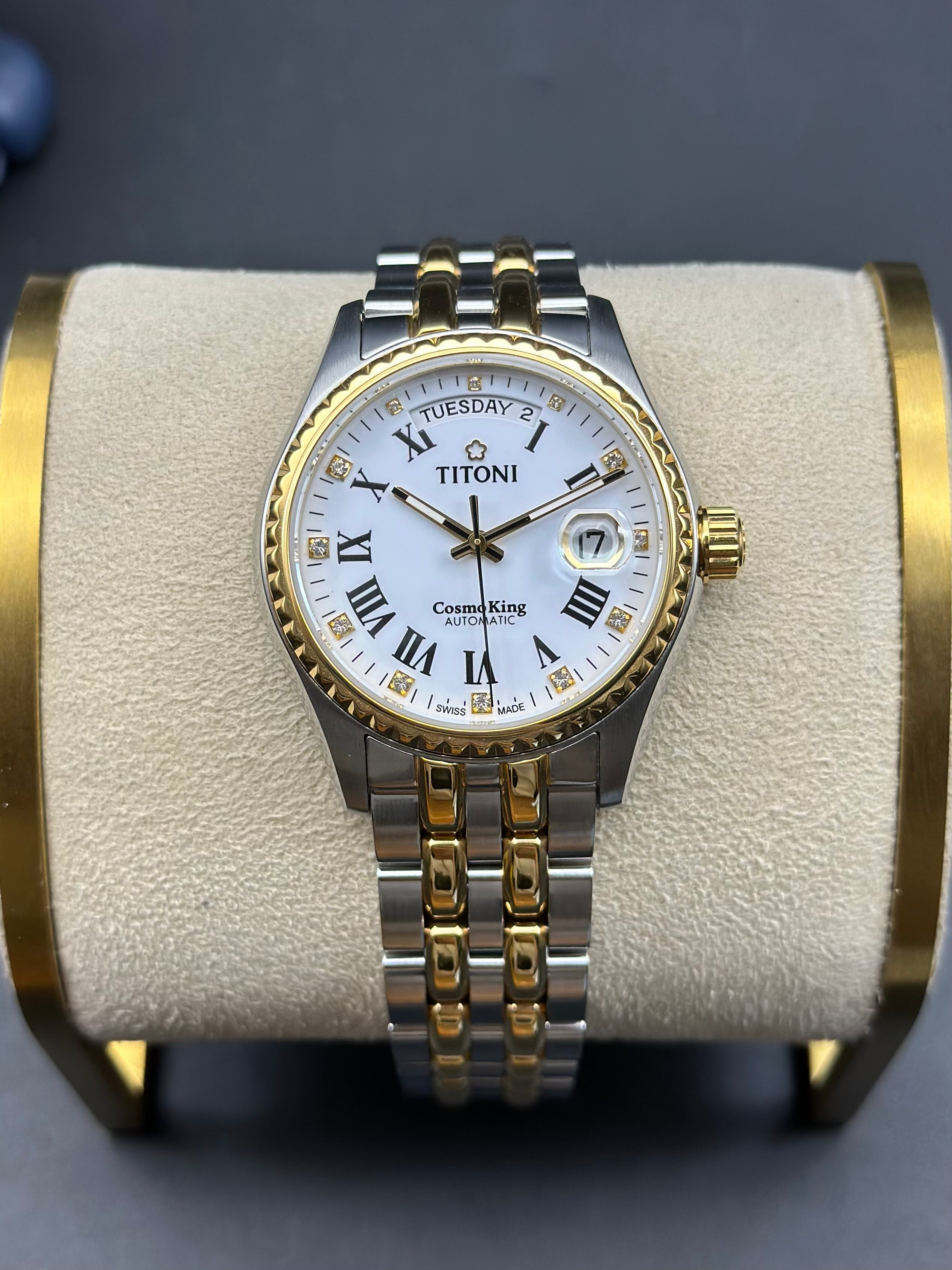 梅花 Automatic (self-winding) watch