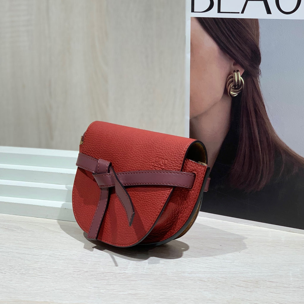 Loewe Gate Red Crossbody 15X12.5X8 cm 321.12.U62