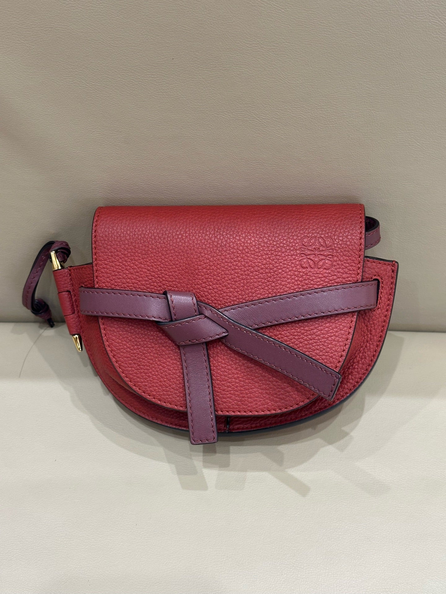 Loewe Gate Red Crossbody 15X12.5X8 cm 321.12.U62