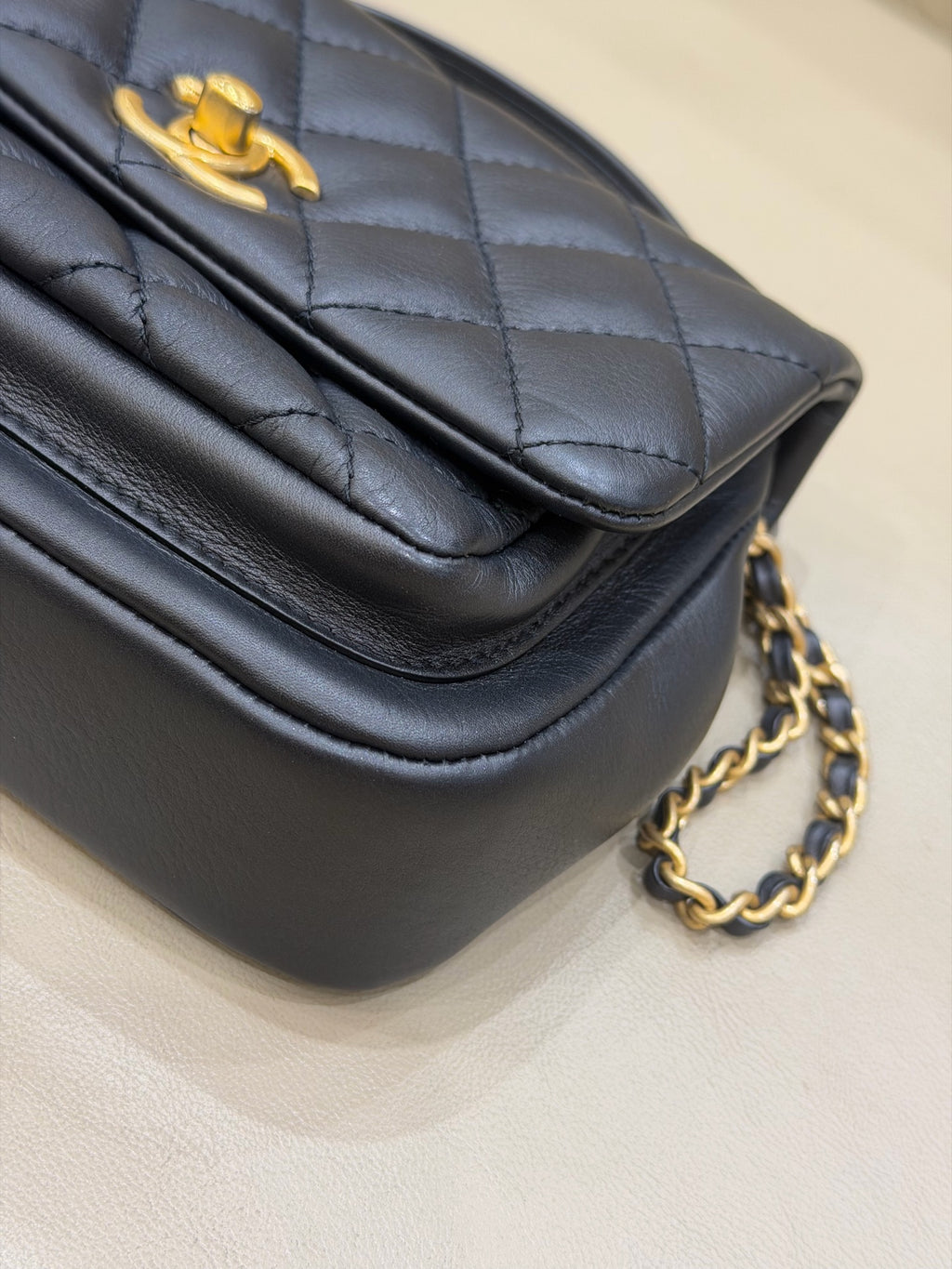 Chanel Messenger Bag
