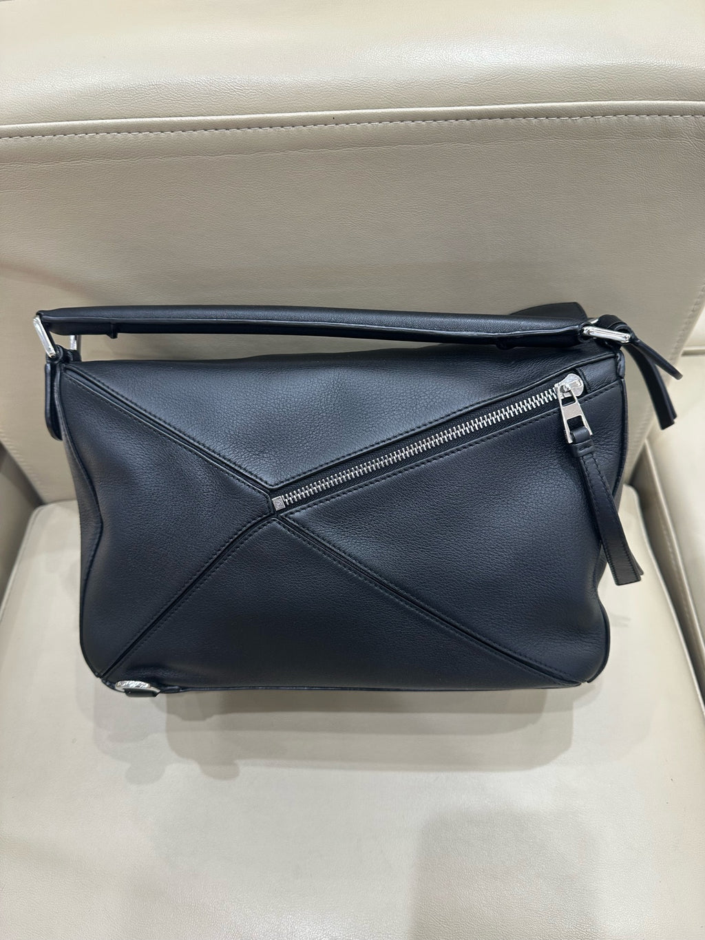 Loewe Handbag Black Crossbody 290mm*190mm*120mm 322.30.S20-1100