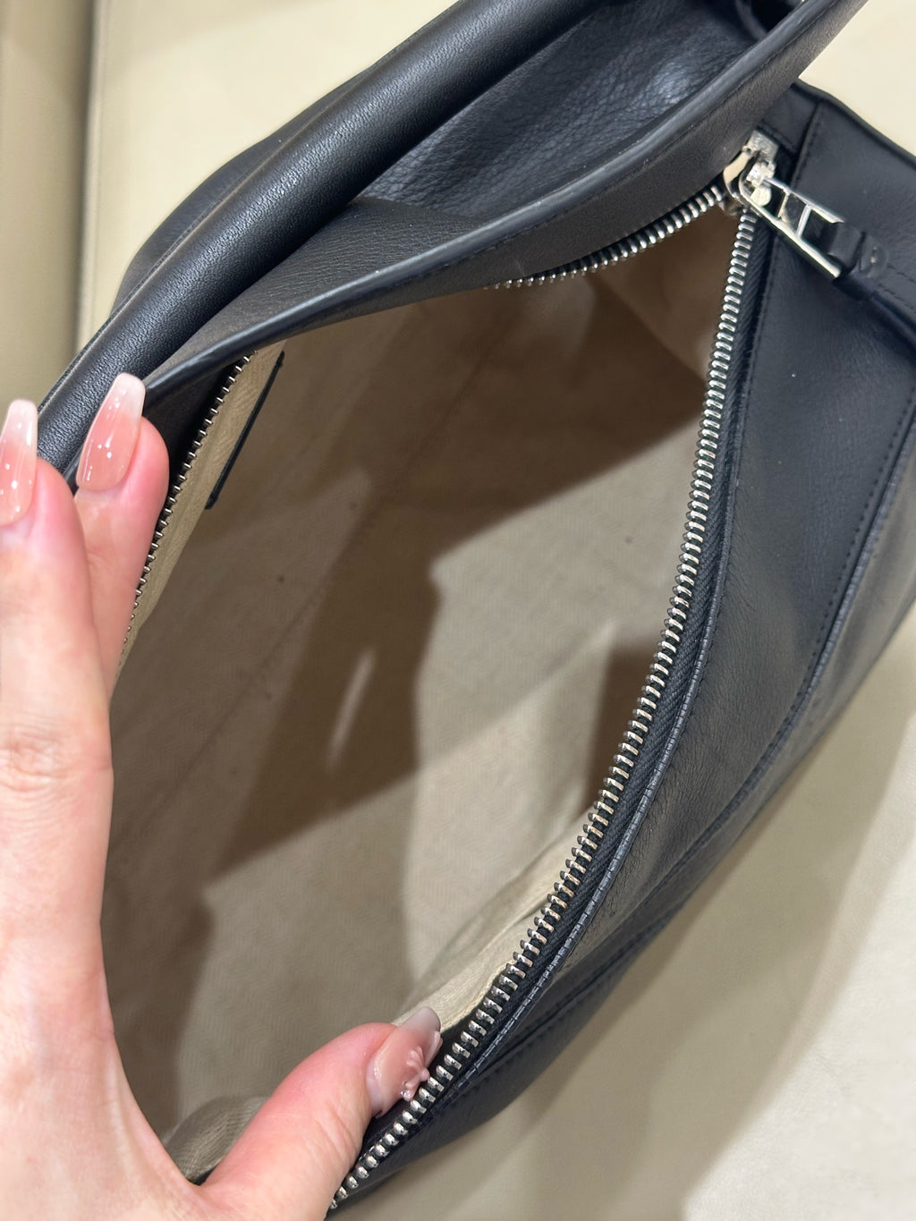 Loewe Handbag Black Crossbody 290mm*190mm*120mm 322.30.S20-1100