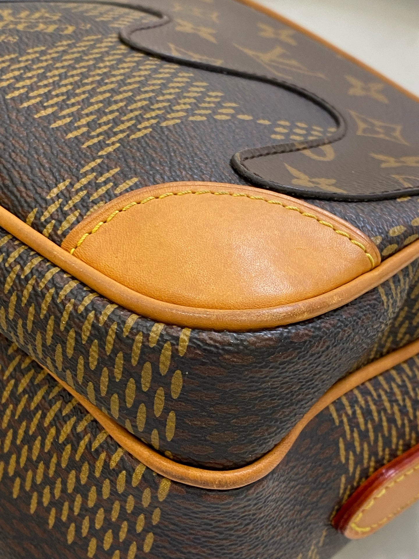 Louis Vuitton Crossbody