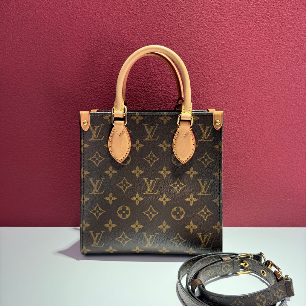Louis Vuitton Sac Plat Bb Tote 21.5 x 22 x 9 M46265