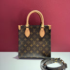 Louis Vuitton Sac Plat Bb Tote 21.5 x 22 x 9 M46265
