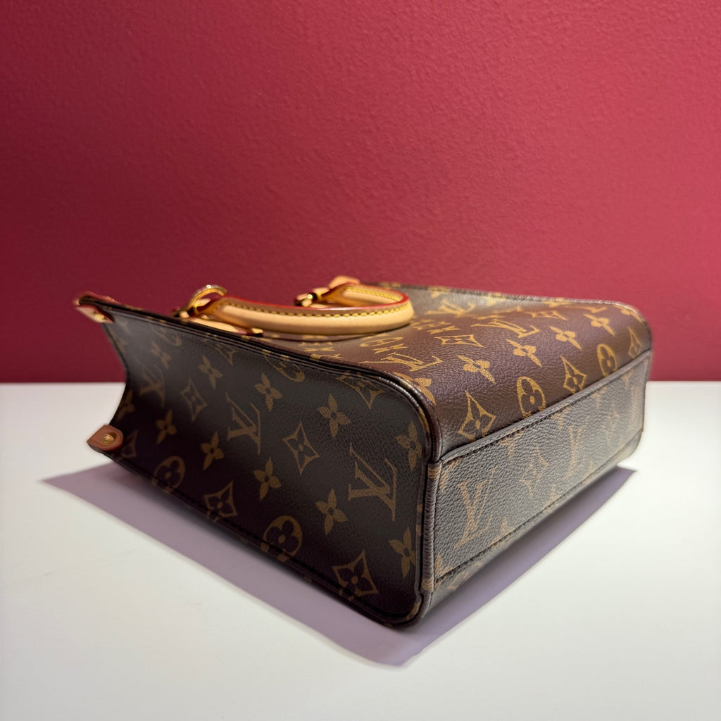 Louis Vuitton Sac Plat Bb Tote 21.5 x 22 x 9 M46265