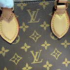 Louis Vuitton Sac Plat Bb Tote 21.5 x 22 x 9 M46265