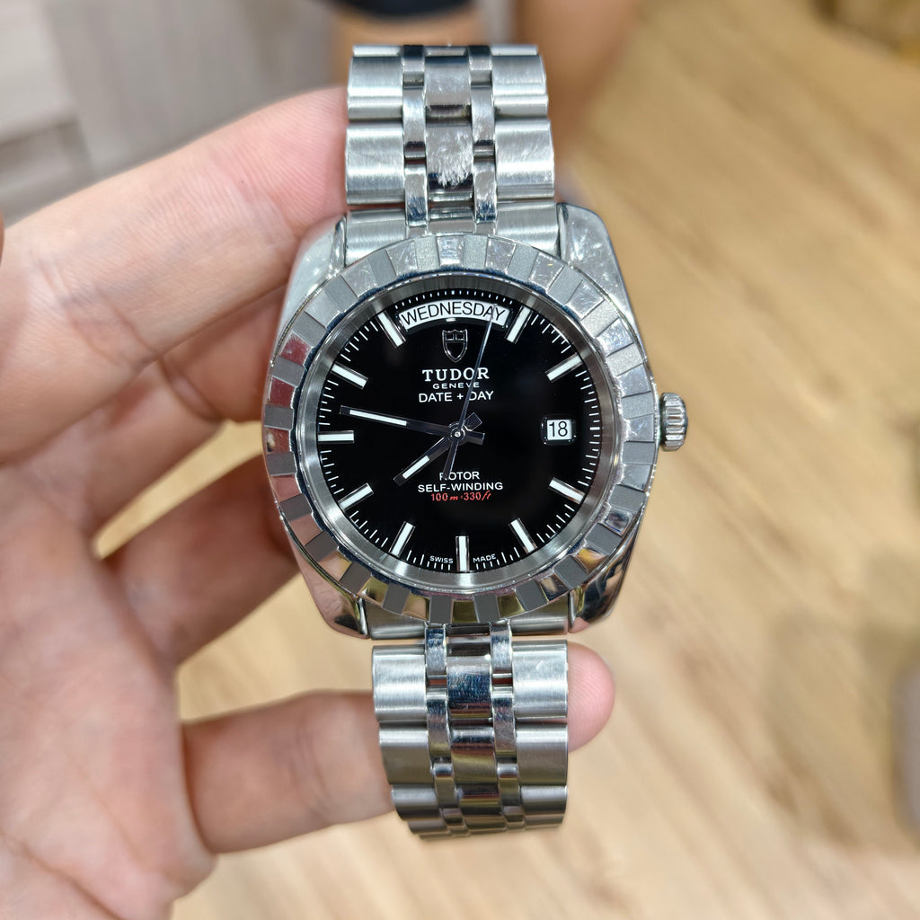 Tudor Classic Automatic (self-winding) watch 41 millimeters M23010-0016