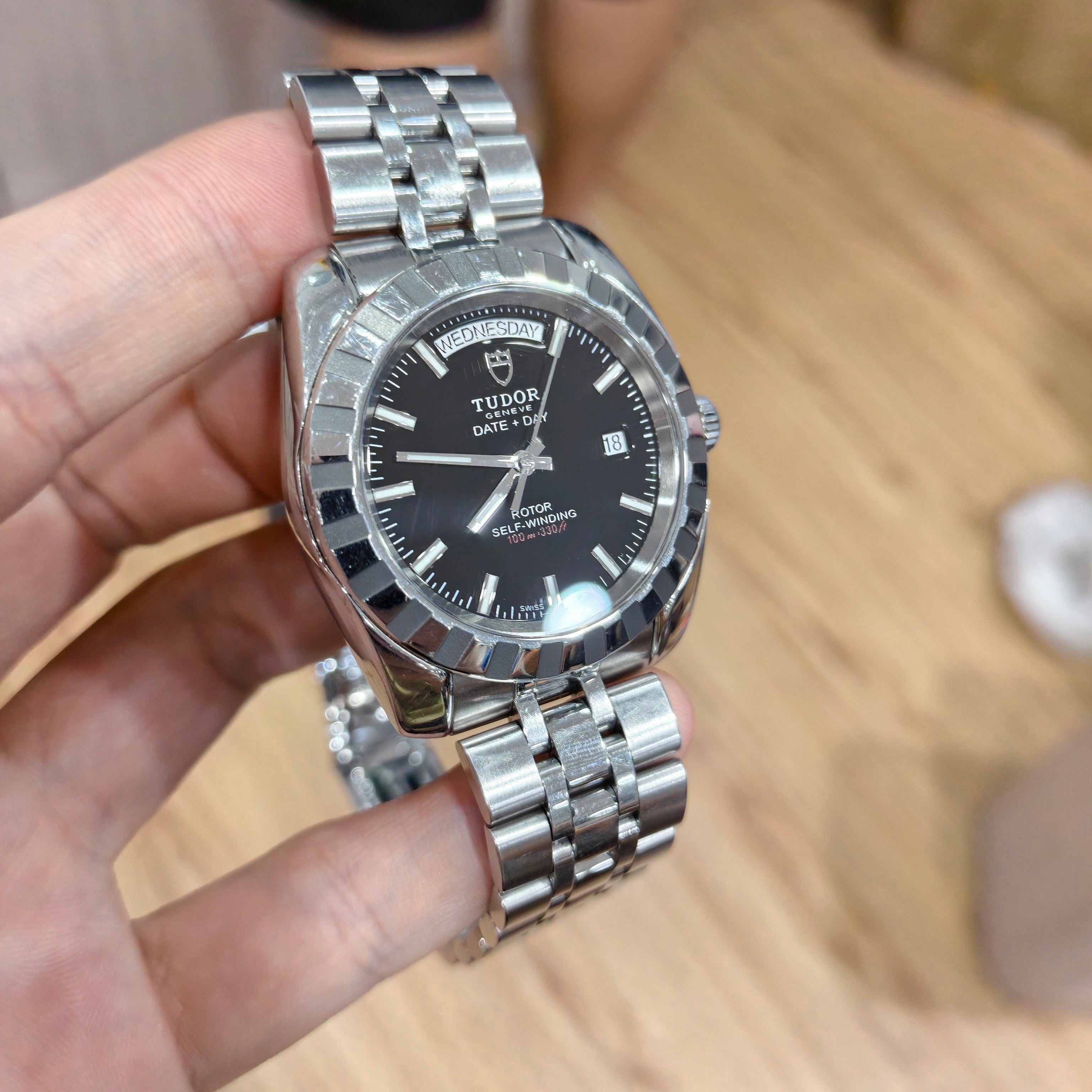 Tudor Classic Automatic (self-winding) watch 41 millimeters M23010-0016