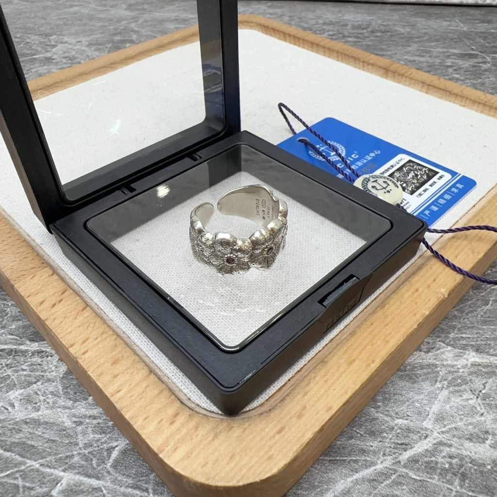 Buccellati Ring
