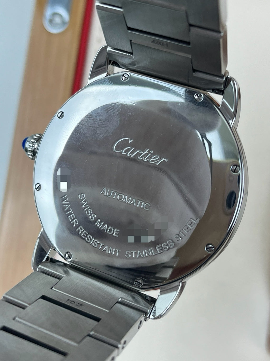 Cartier RONDE DE CARTIER White Automatic (self-winding) watch 42 millimeters W6701011