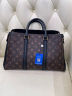 Louis Vuitton Crossbody M44817