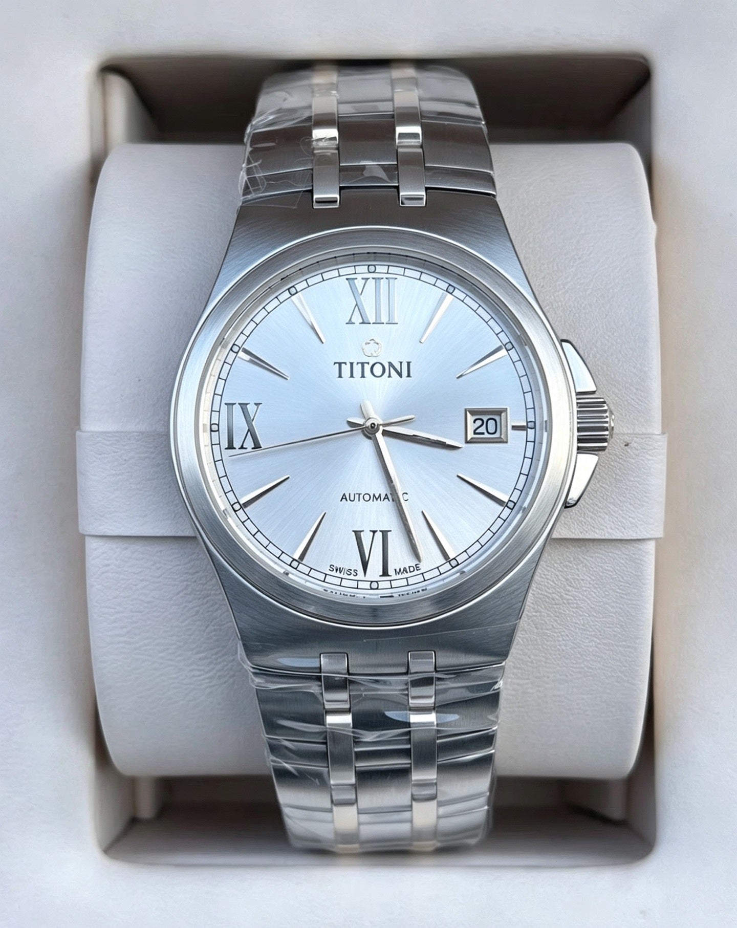 Longines White Automatic (self-winding) watch
