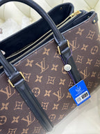 Louis Vuitton Crossbody M44817