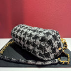 Chanel Tweed Crossbody AS3638-B09198-NK082