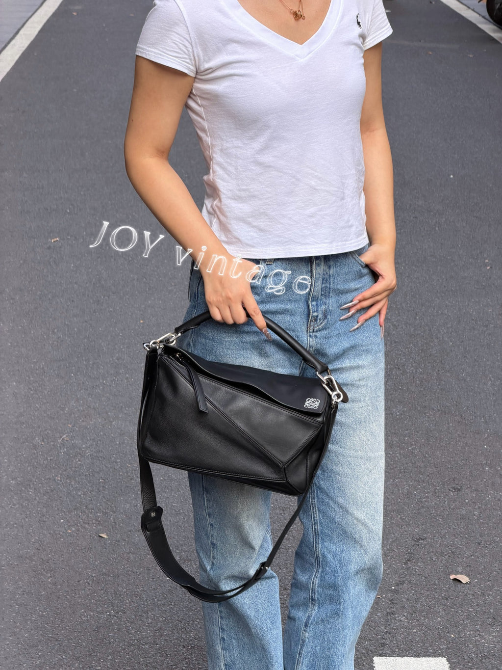 Loewe Handbag Black Crossbody 290mm*190mm*120mm 322.30.S20-1100