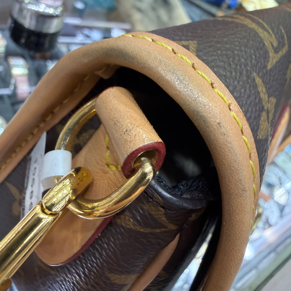 Louis Vuitton Diane Crossbody 24x15x9cm M45985