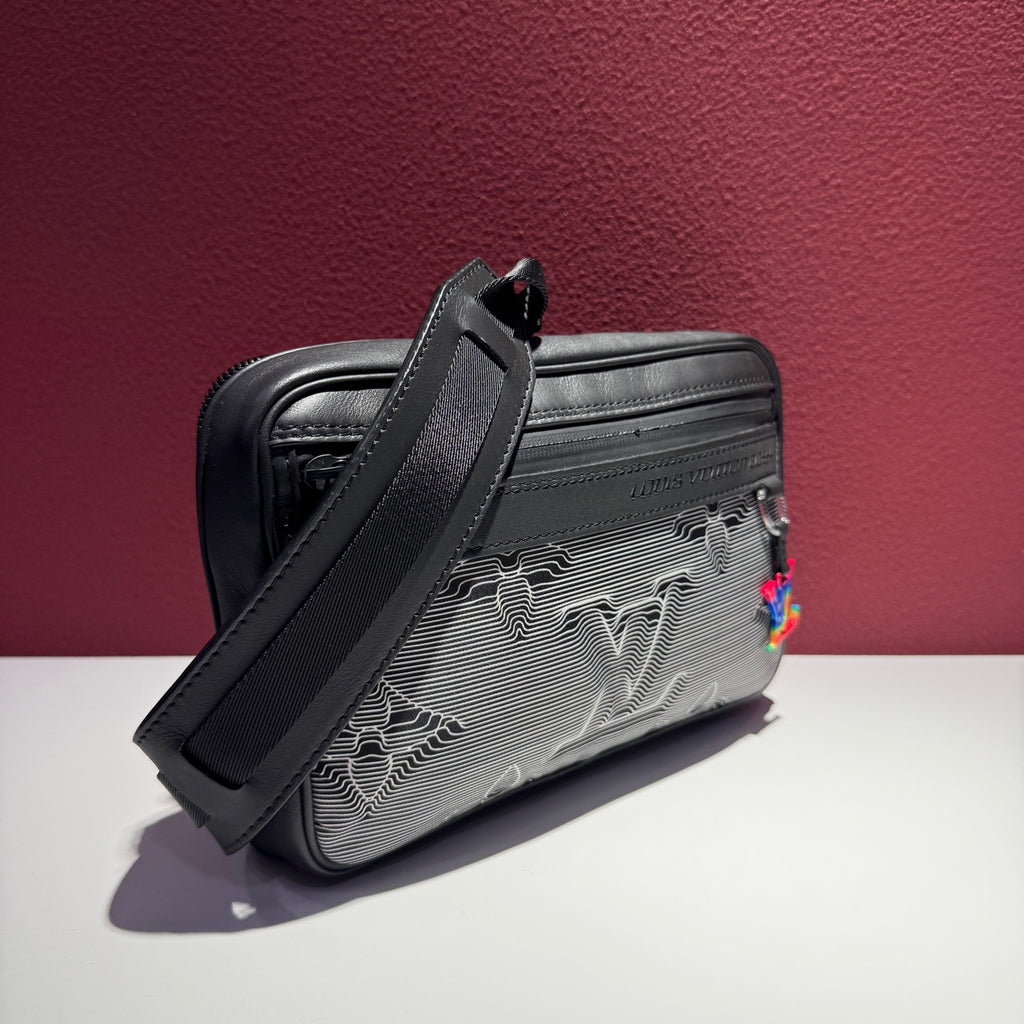 Louis Vuitton Crossbody