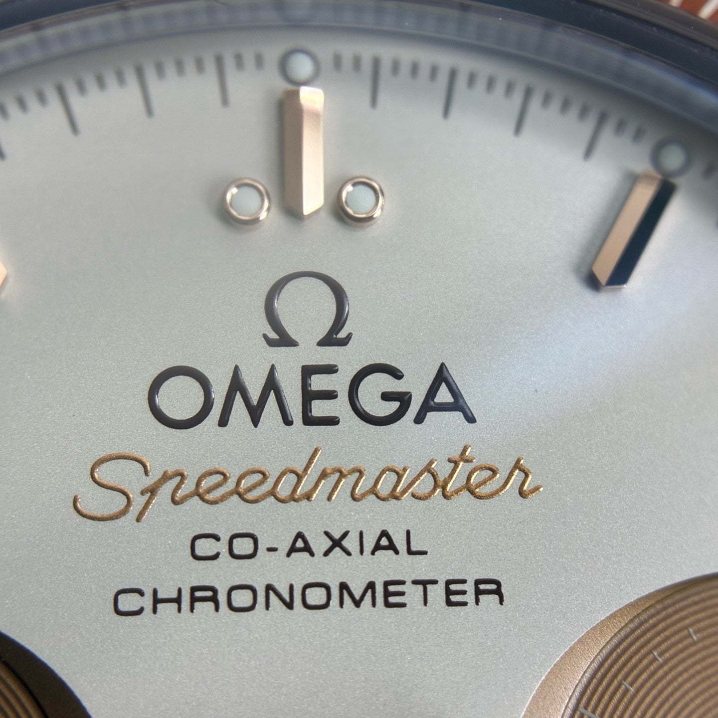 Omega Professional Series 38 324.28.38.50.02.002