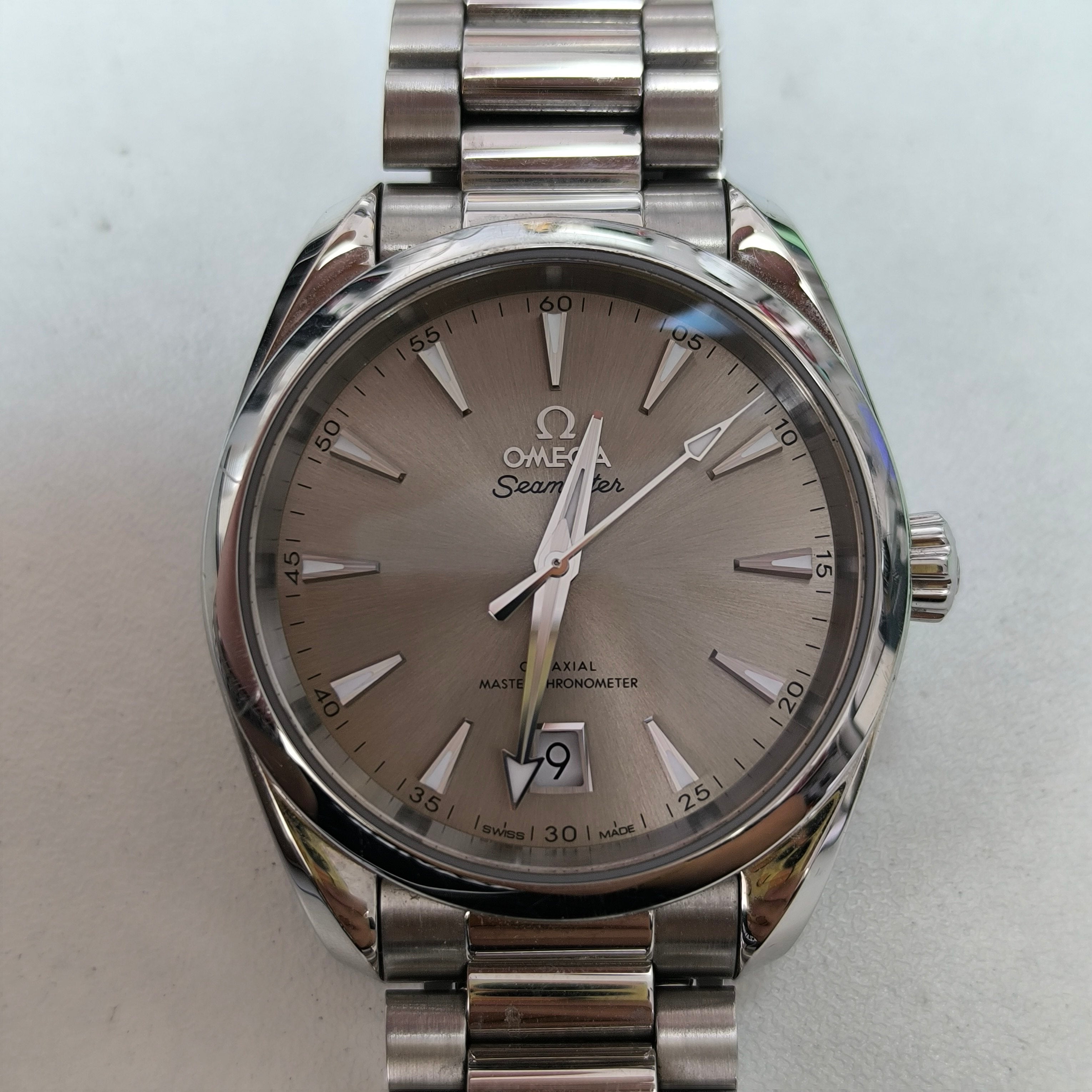 Omega Seahorse Series 38 220.10.38.20.09.001