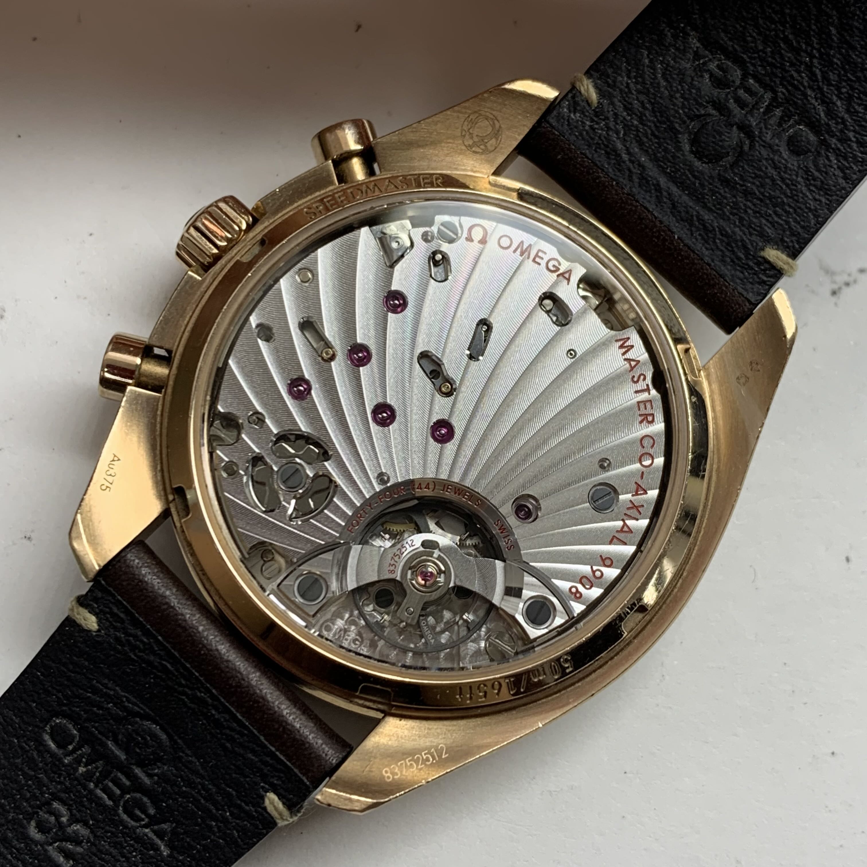 Omega Professional Series 43 329.92.43.51.10.001