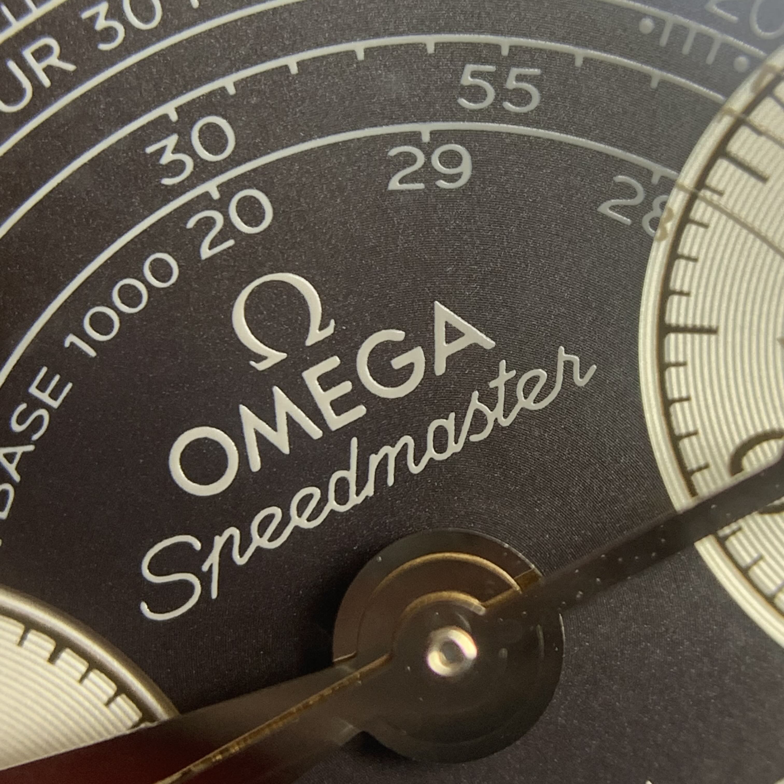 Omega Professional Series 43 329.92.43.51.10.001