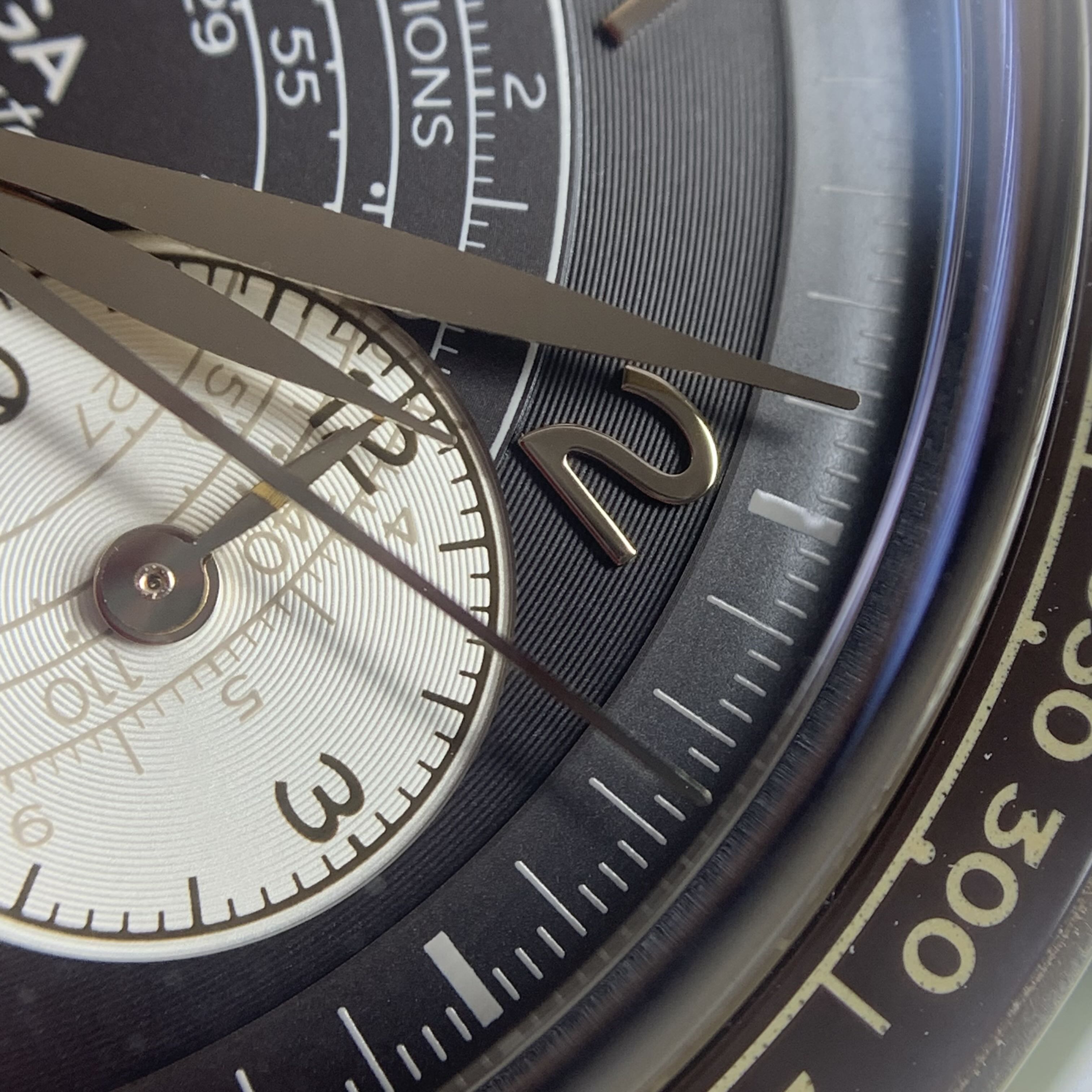 Omega Professional Series 43 329.92.43.51.10.001