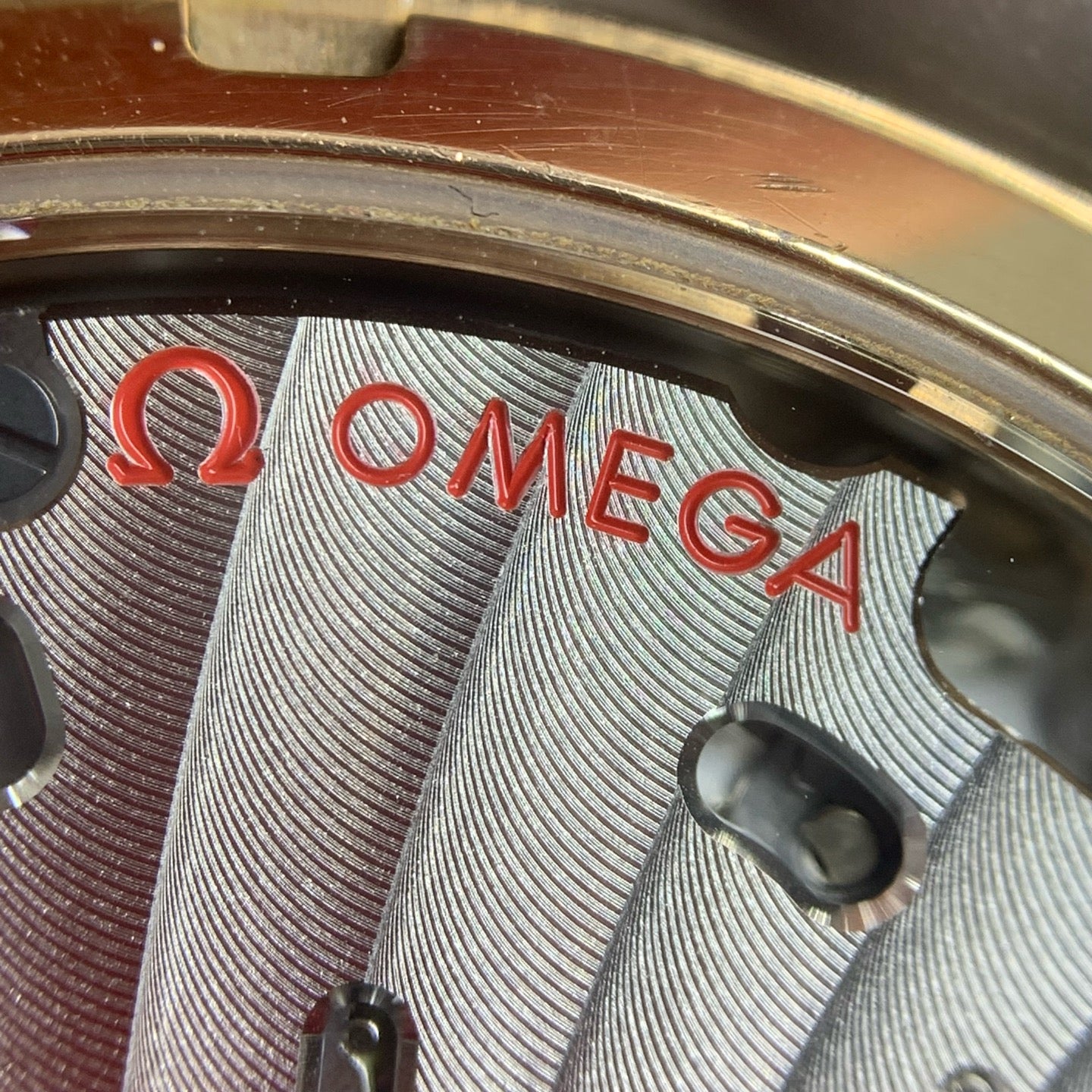 Omega Professional Series 43 329.92.43.51.10.001