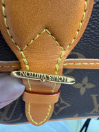 Louis Vuitton Messenger Bag