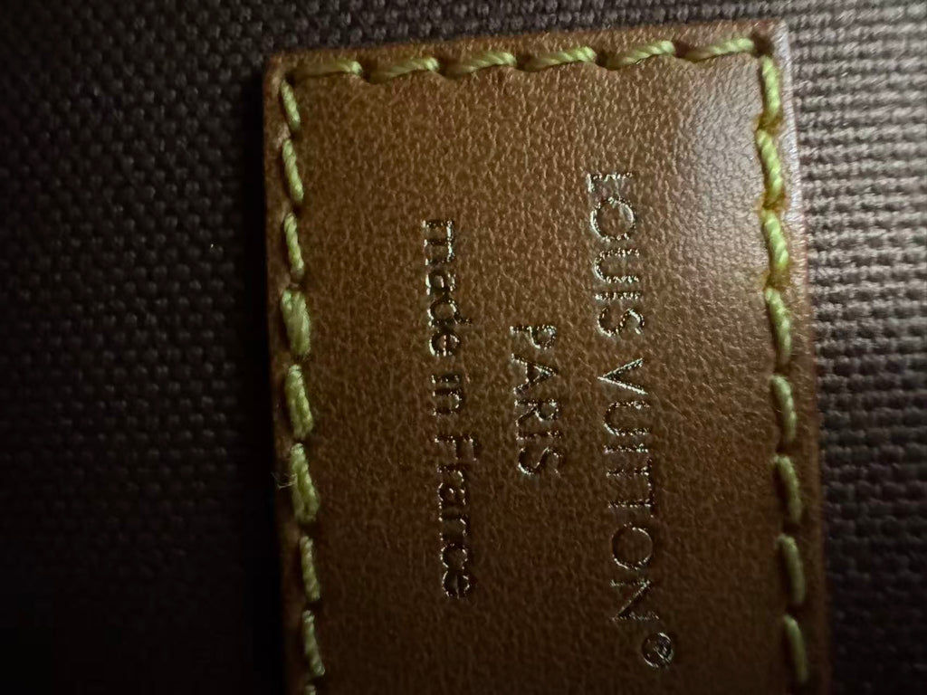 Louis Vuitton Messenger Bag