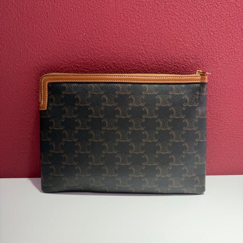 Celine TRIOMPHE Small Clutch in Faux Leather and Sheepskin Faux leather Clutch 10D672BZQ.04LU
