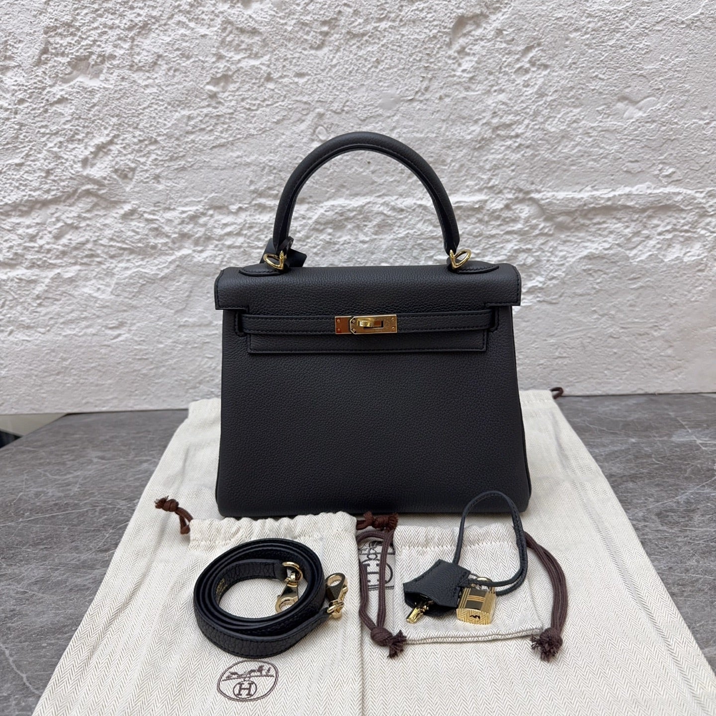 Hermes Black