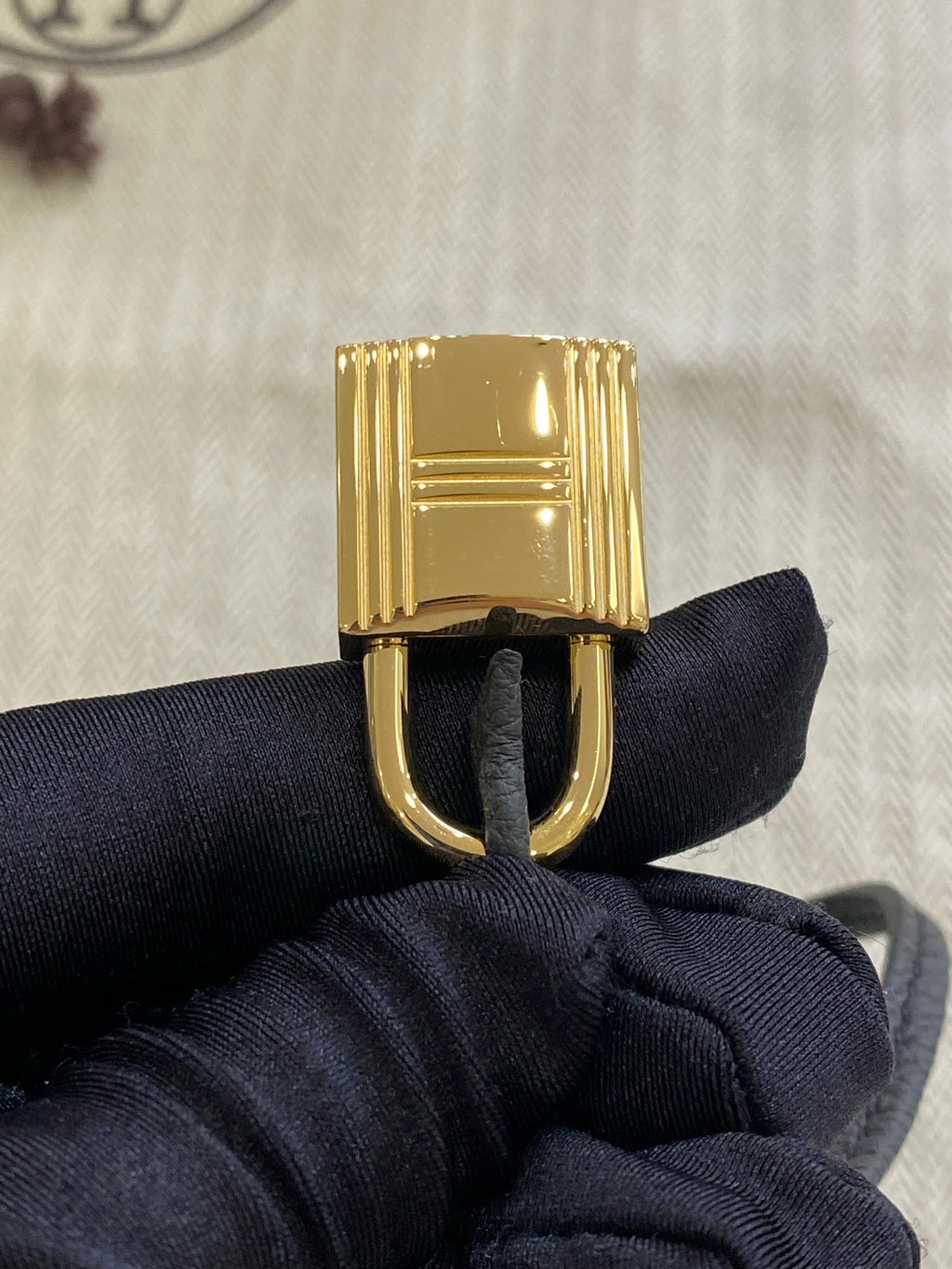 Hermes Black
