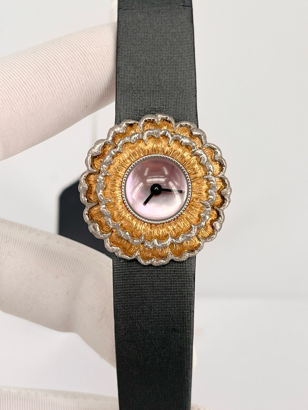 Chopard Pink Quartz watch