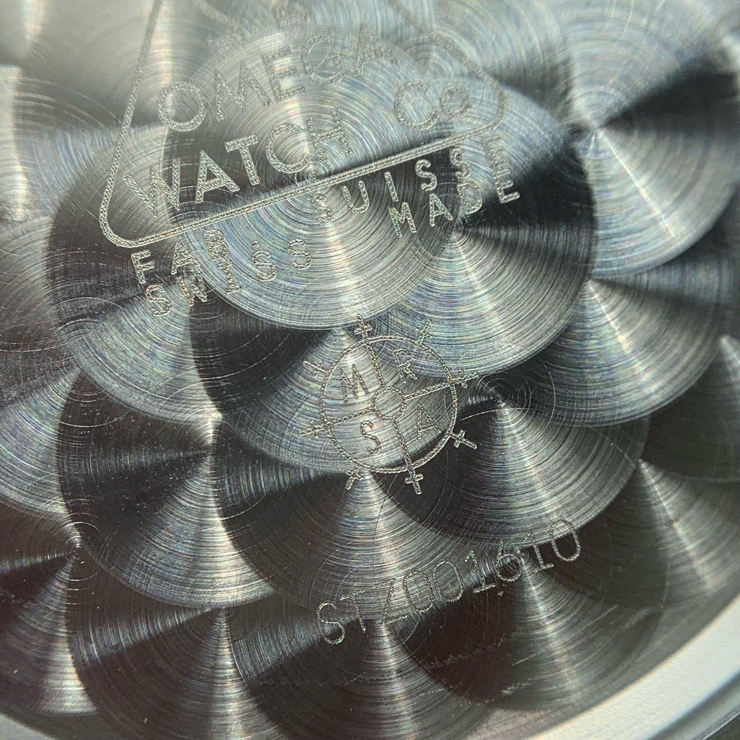 Omega Flying Disc Series 32.7 424.23.33.20.52.003