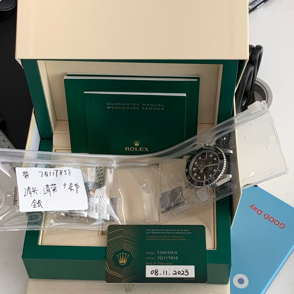 Rolex Submariner model 41 millimeters m126610ln-0001
